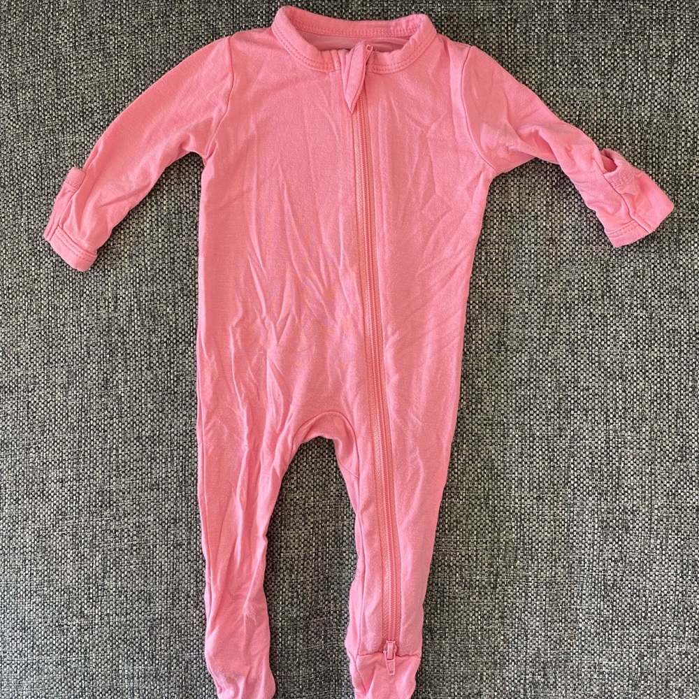 Kyte zippered footie- premie